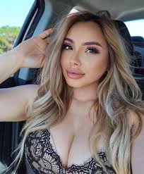 Russian call girls Noida